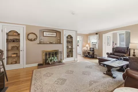17 Evergreen Rd, Needham, MA 02494 photo 7