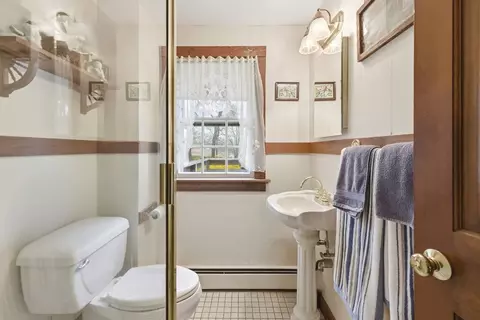 17 Evergreen Rd, Needham, MA 02494 photo 8