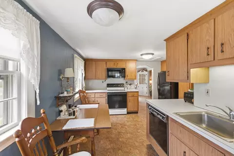 17 Evergreen Rd, Needham, MA 02494 photo 14