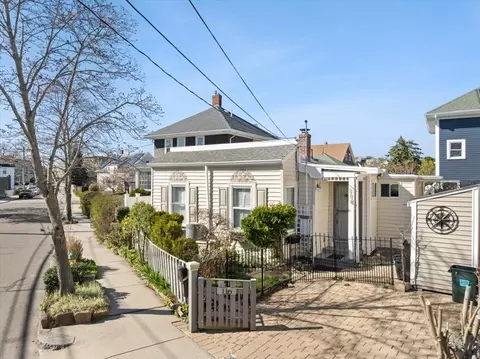 116 Rawson Rd, Quincy, MA 02170