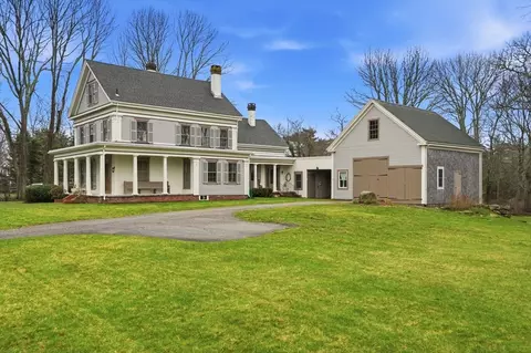 194 Center St, Yarmouth, MA 02675