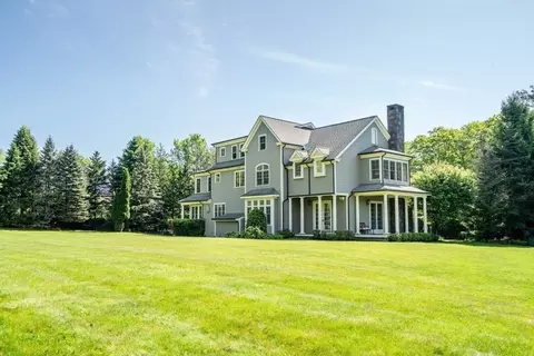 Exterior - 2 Stonegate Ln, Dover, MA 02030 photo 3 of 11