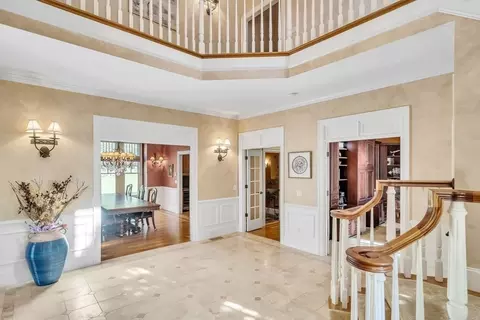 Entry Way - 2 Stonegate Ln, Dover, MA 02030 photo 1 of 4