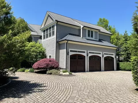 Other - 2 Stonegate Ln, Dover, MA 02030 photo 3 of 10