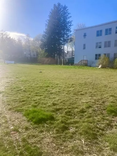 205-213 Main St, Gardner, MA 01440