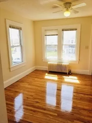 Living - 23-25 Prentice St, Springfield, MA 01104 photo 3 of 5