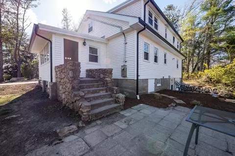 28 Indian Neck Rd, Wareham, MA 02571 photo 5