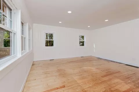 28 Indian Neck Rd, Wareham, MA 02571 photo 13