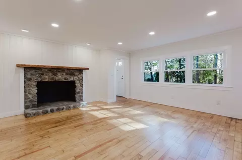28 Indian Neck Rd, Wareham, MA 02571 photo 11