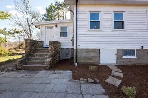 28 Indian Neck Rd, Wareham, MA 02571 photo 7