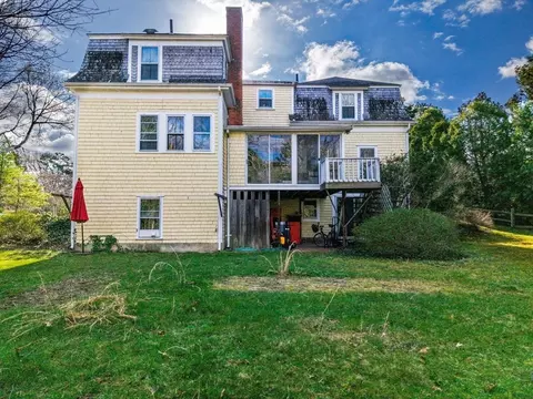 Exterior - 1331 Main St, Cotuit, MA 02635 photo 4 of 4