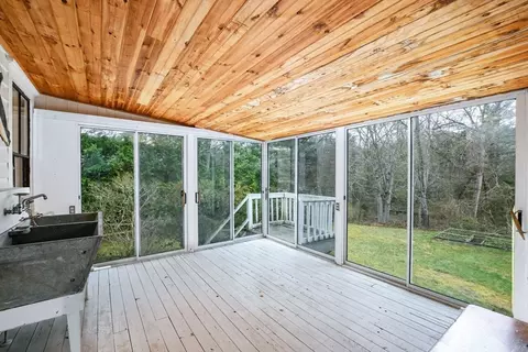 Exterior - 1331 Main St, Cotuit, MA 02635 photo 2 of 4