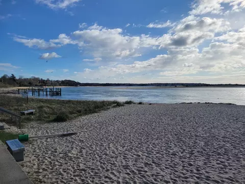 View/Area - 1331 Main St, Cotuit, MA 02635 photo 5 of 7