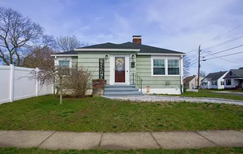 108 Caswell St, New Bedford, MA 02745