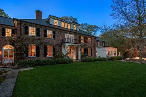 Exterior - 280 Warren St, Brookline, MA 02445 photo 7 of 9