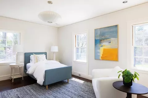 Bedroom - 280 Warren St, Brookline, MA 02445 photo 3 of 4