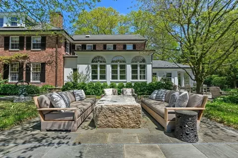 Exterior - 280 Warren St, Brookline, MA 02445 photo 3 of 9