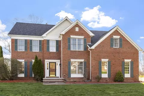 186 Rosemont Dr, North Andover, MA 01845