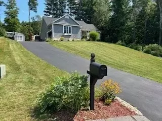 14 Servant Way, Southbridge, MA 01550