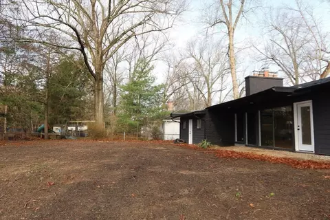 105 Overlook Dr, Springfield, MA 01118 photo 30