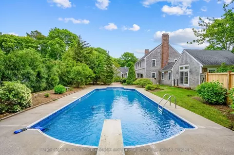 Exterior - 54 Rainbow Dr, Centerville, MA 02632 photo 5 of 7
