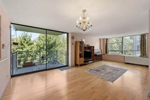 80 Park St #55, Brookline, MA 02446
