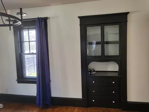 19 Greenbrier St, Springfield, MA 01108 photo 8
