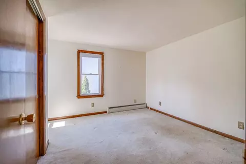 38 Ward Ave, Easthampton, MA 01027 photo 32