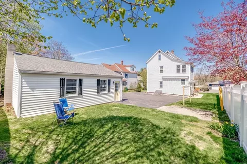 38 Ward Ave, Easthampton, MA 01027 photo 4