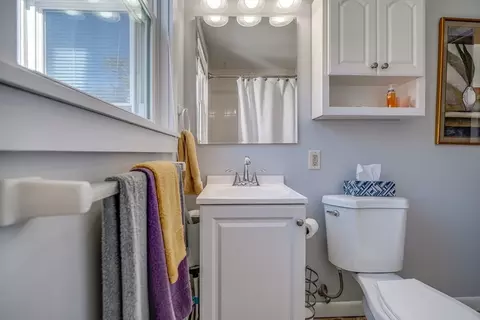 38 Ward Ave, Easthampton, MA 01027 photo 12