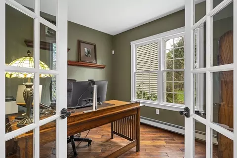 154 South St, Upton, MA 01568 photo 13