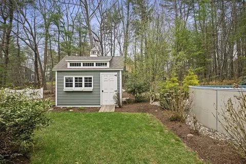 154 South St, Upton, MA 01568 photo 39