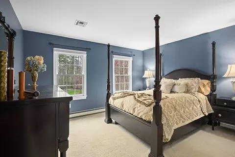 154 South St, Upton, MA 01568 photo 20