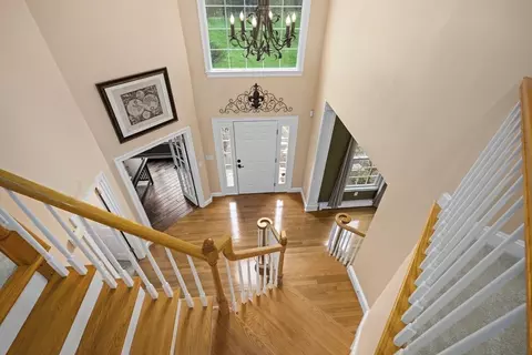 154 South St, Upton, MA 01568 photo 15