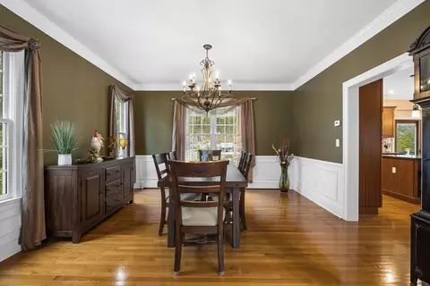 154 South St, Upton, MA 01568 photo 12