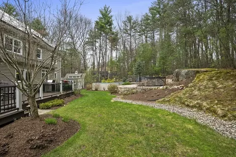 154 South St, Upton, MA 01568 photo 31