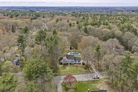 View/Area - 4 Mockingbird Ln, Franklin, MA 02038 photo 2 of 5