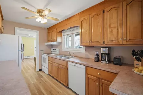 34 Comins Rd, Hadley, MA 01035 photo 11