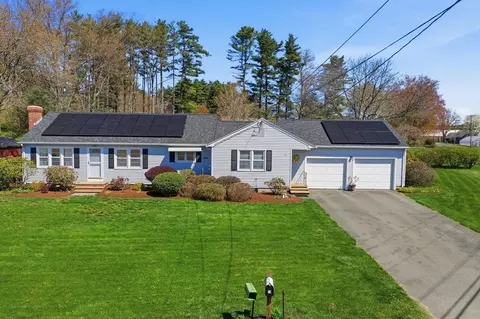 34 Comins Rd, Hadley, MA 01035 photo 2
