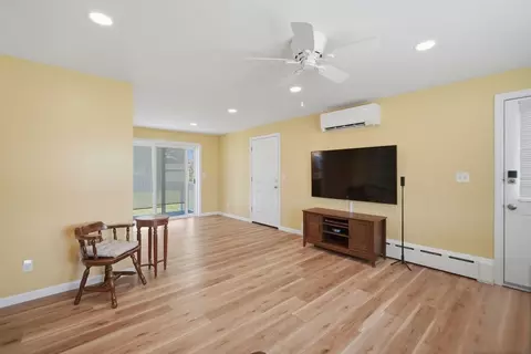 34 Comins Rd, Hadley, MA 01035 photo 7
