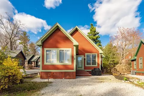 2 Courtview Ln #2, Westford, MA 01886