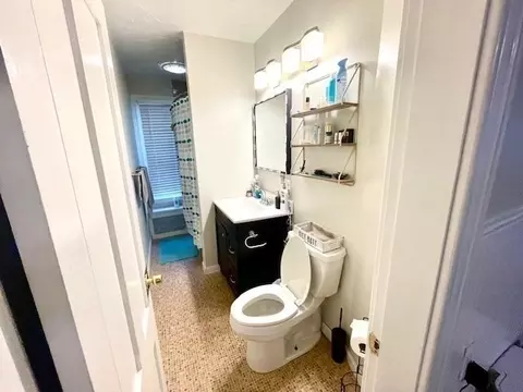 Bath - 7 Ekman St, Worcester, MA 01607 photo 1 of 2
