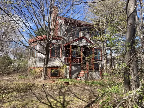 15 Russell St, Hull, MA 02045