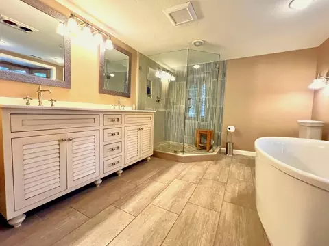 Bath - 22 Union Point Rd #22, Webster, MA 01570 photo 1 of 5