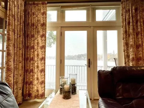 Living - 22 Union Point Rd #22, Webster, MA 01570 photo 3 of 7