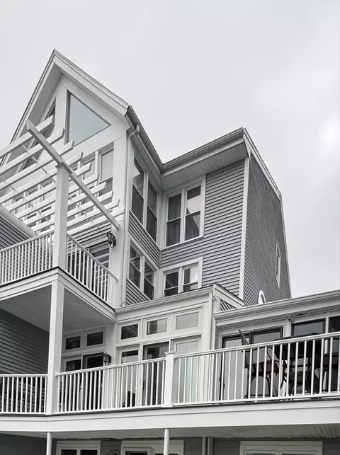 Exterior - 22 Union Point Rd #22, Webster, MA 01570 photo 9 of 10