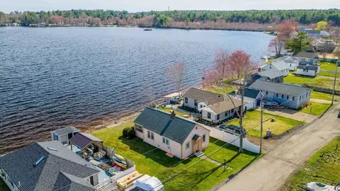 15 Shore Ave, Lakeville, MA 02347