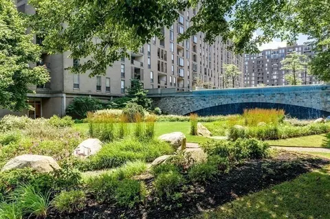 33 Pond Ave #1213, Brookline, MA 02445 photo 18