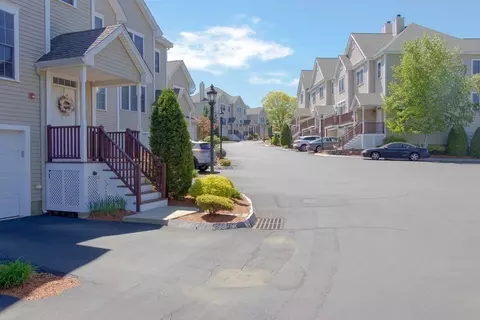 Exterior - 9 Nirvana Dr #2E, Saugus, MA 01906 photo 6 of 6