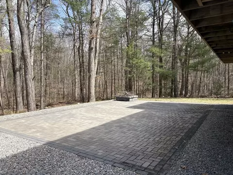683 NW Main St, Douglas, MA 01516 photo 36